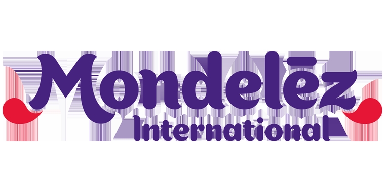 Team cooking with Mondelez International on Milan’s rooftops