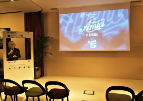 Mediaset contacted Smart Eventi to organize an event to celebrate the first Amici episode on Canale 5.