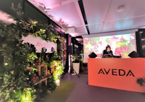 Smart Eventi organized a cocktail party on a rooftop for Aveda