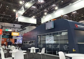 The Mazzaroppi booth at Glasstec 2024 stood out for its innovative design and functionality. High-quality materials, sophisticated lighting, and optimised spaces created an engaging experience, highlighting the brand's excellence in the glass industry.
